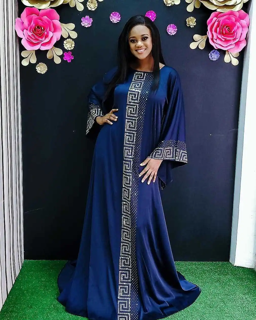 

2021 New Muslim Islamic style clothing plus size silk hot diamond large robe abaya women long dress, Blue red