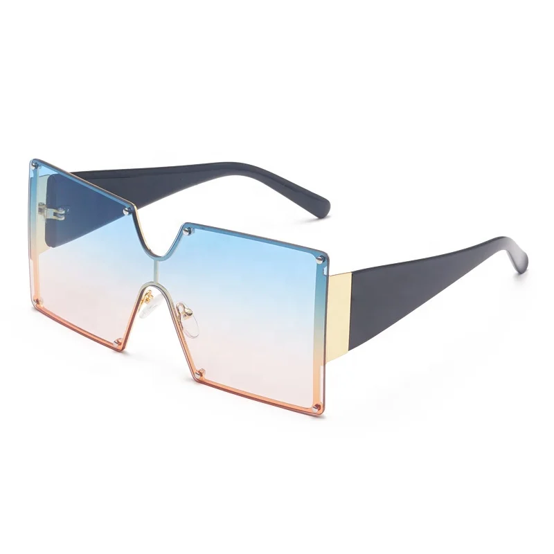 

One -piece lens Oversized PC Lens Shades Sunglasses For Women