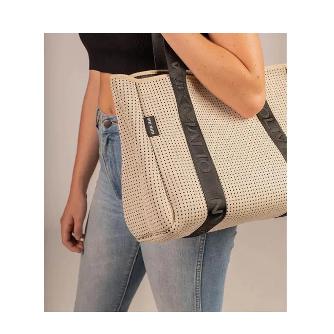 

Women Designer Handbag Tote Neoprene Tennis Bag Sports Gym Carry All 3mm Embossed] Silk Screen Accept Sample Beige Black 50pcs