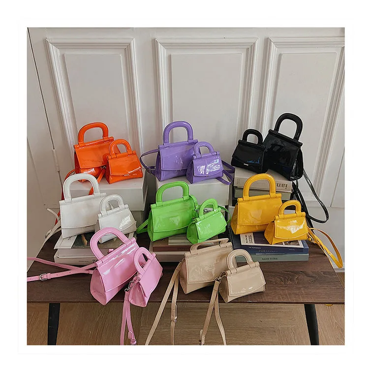 

Mini Patent Leather Shiny Surface Portable Small Square Bags Solid Color Flap Crossbody Bags INS Fashion Purses and Handbags