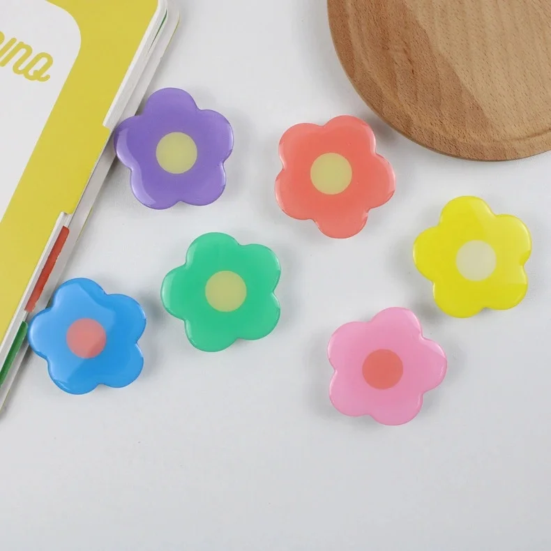 

Popular Cute Airbag Bracket Mobile Phone Grip Cartoon Epoxy Acrylic Phone Socket Stand Custom Logo Griptok, Transparent