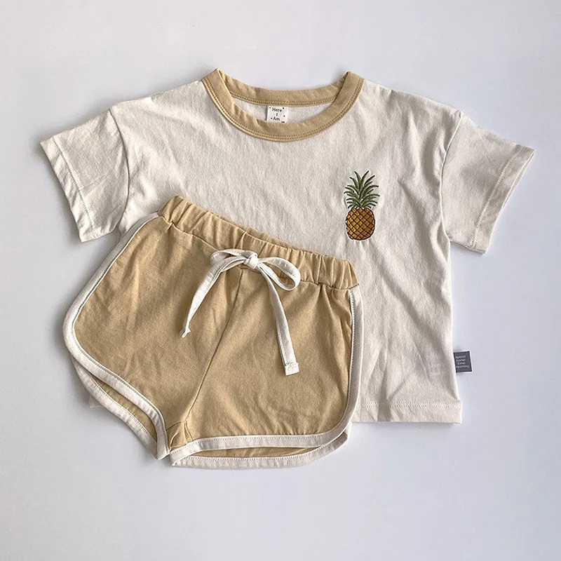 

Summer Baby Outfits 2021 New Cotton Animal Printed Short-sleeved Pullover Top + Elastic Waist Shorts Sport Suit Baby Clothes Set