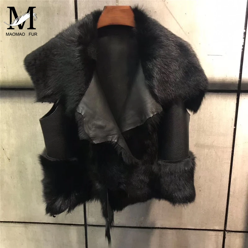 
Hot Sale Ladies Winter Fashionable Leather Waistcoat Genuine Tuscany Fur Gilet Real Fur Vest Women 