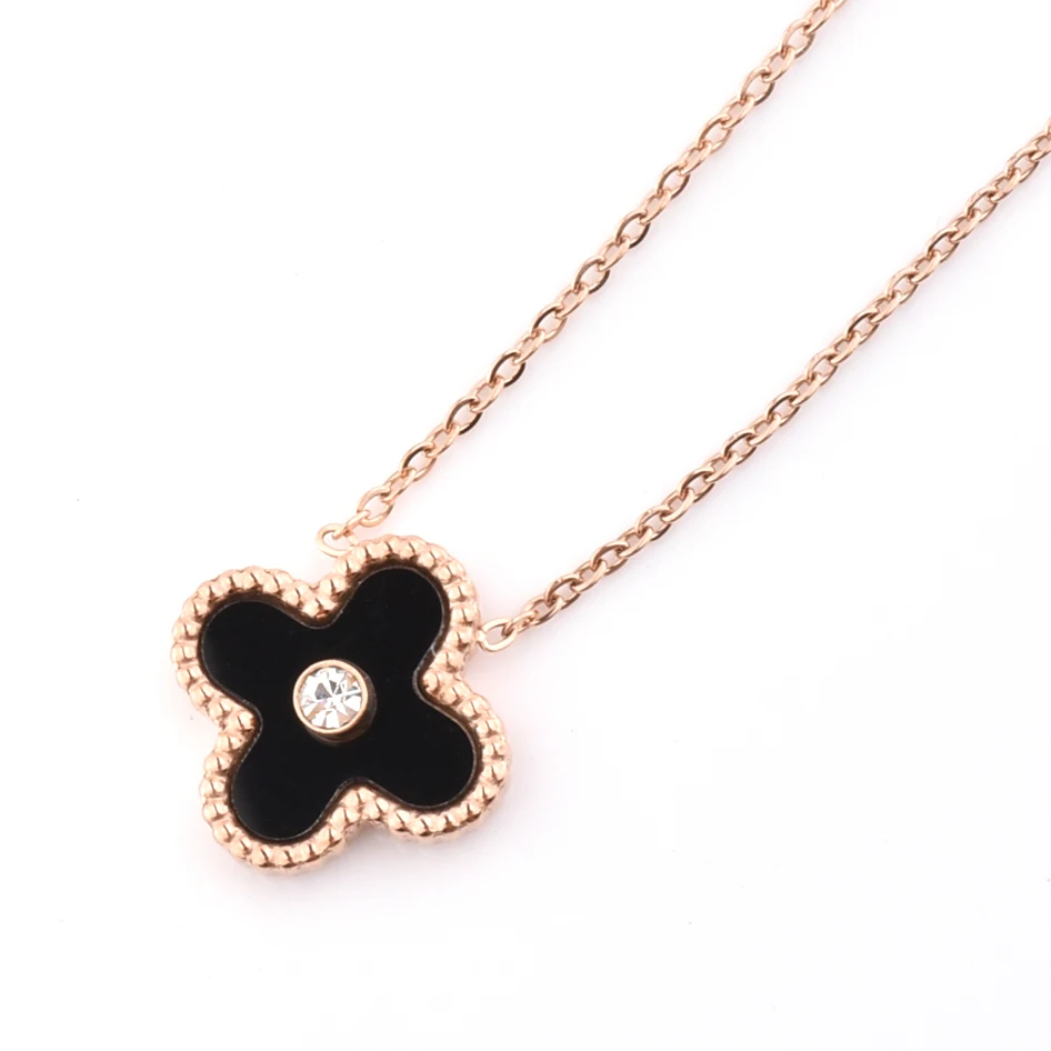 

Wedding Jewelry Pendant Shell Clover Necklace With Lobster Clasp For Women