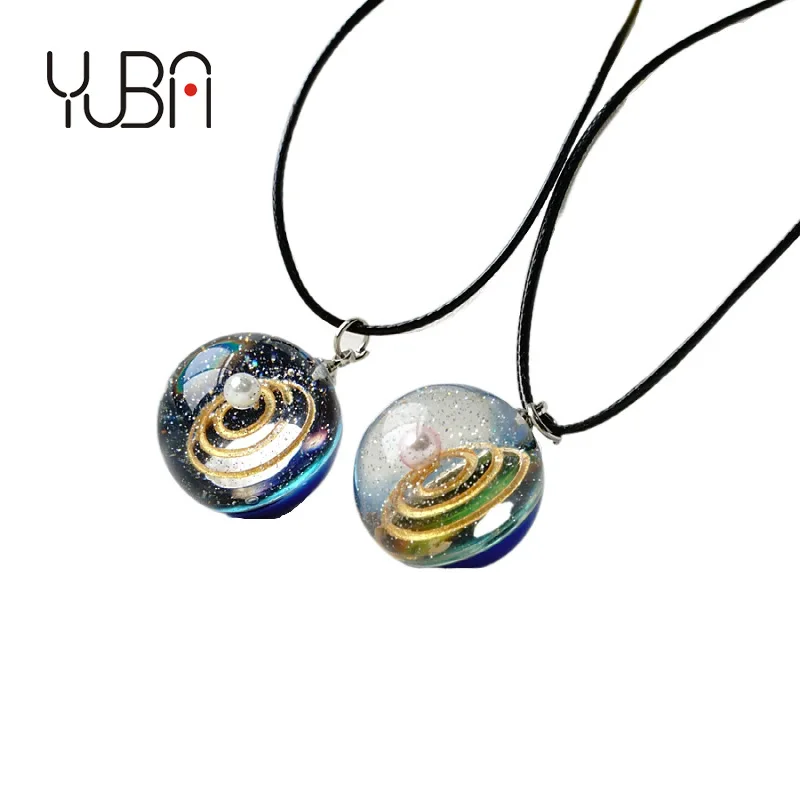 

Fashion Jewelry Luminous Glow In The Dark Space Star Galaxy Universe Pendant Resin Ball Colorful Star Sky Necklaces