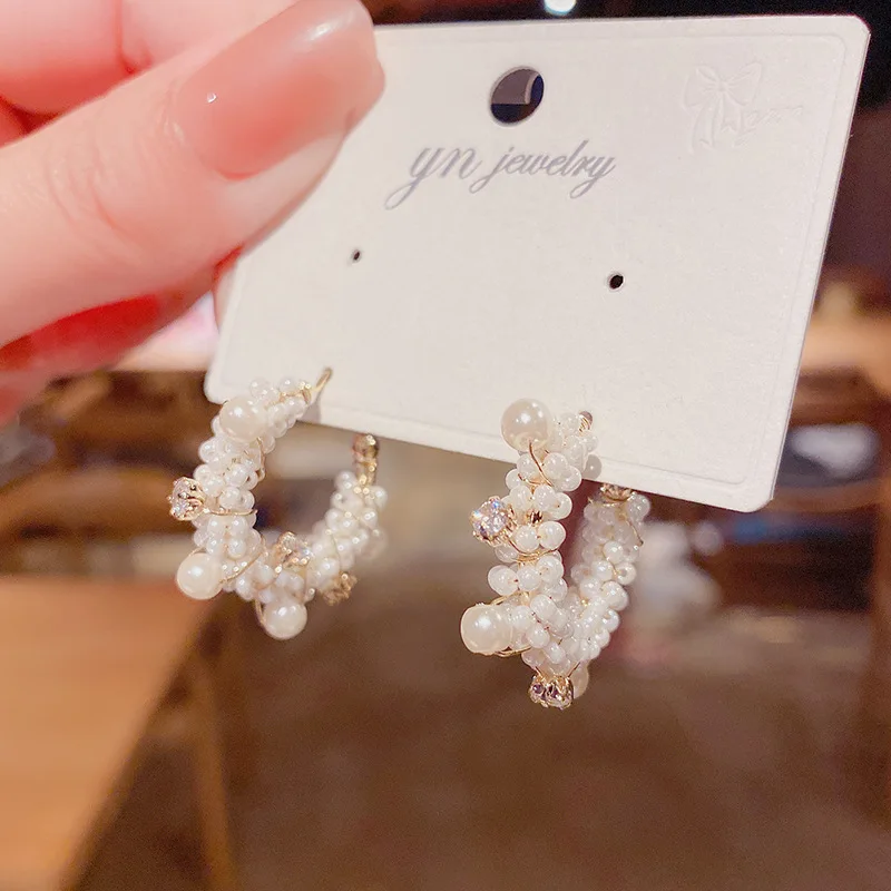 

Fashionable Female Jewelry S925 Back Needle Seed Bead Pearl Cluster Circle Earrings Crystal Pearl Wrapped Open Hoop Earrings