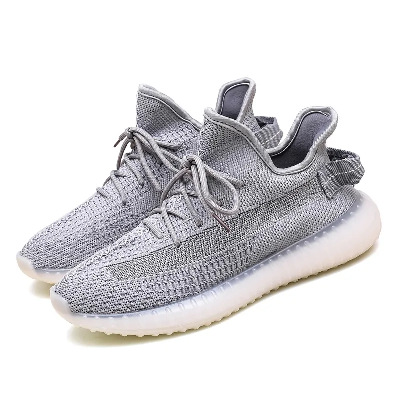 

The new season 2020 breathable and lightweight basketball style sports shoes