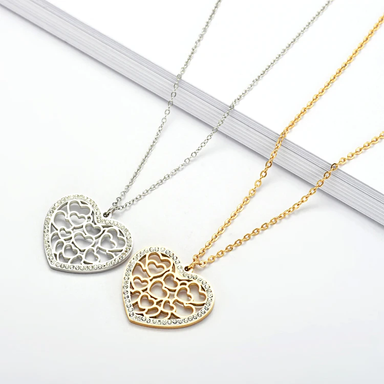 

Swoosh Simple Jewelry 18k Rhinestone Gold Heart Necklace