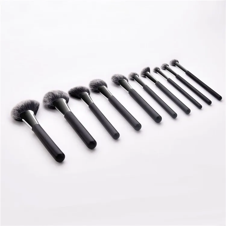 luxury custom makeup brushes
