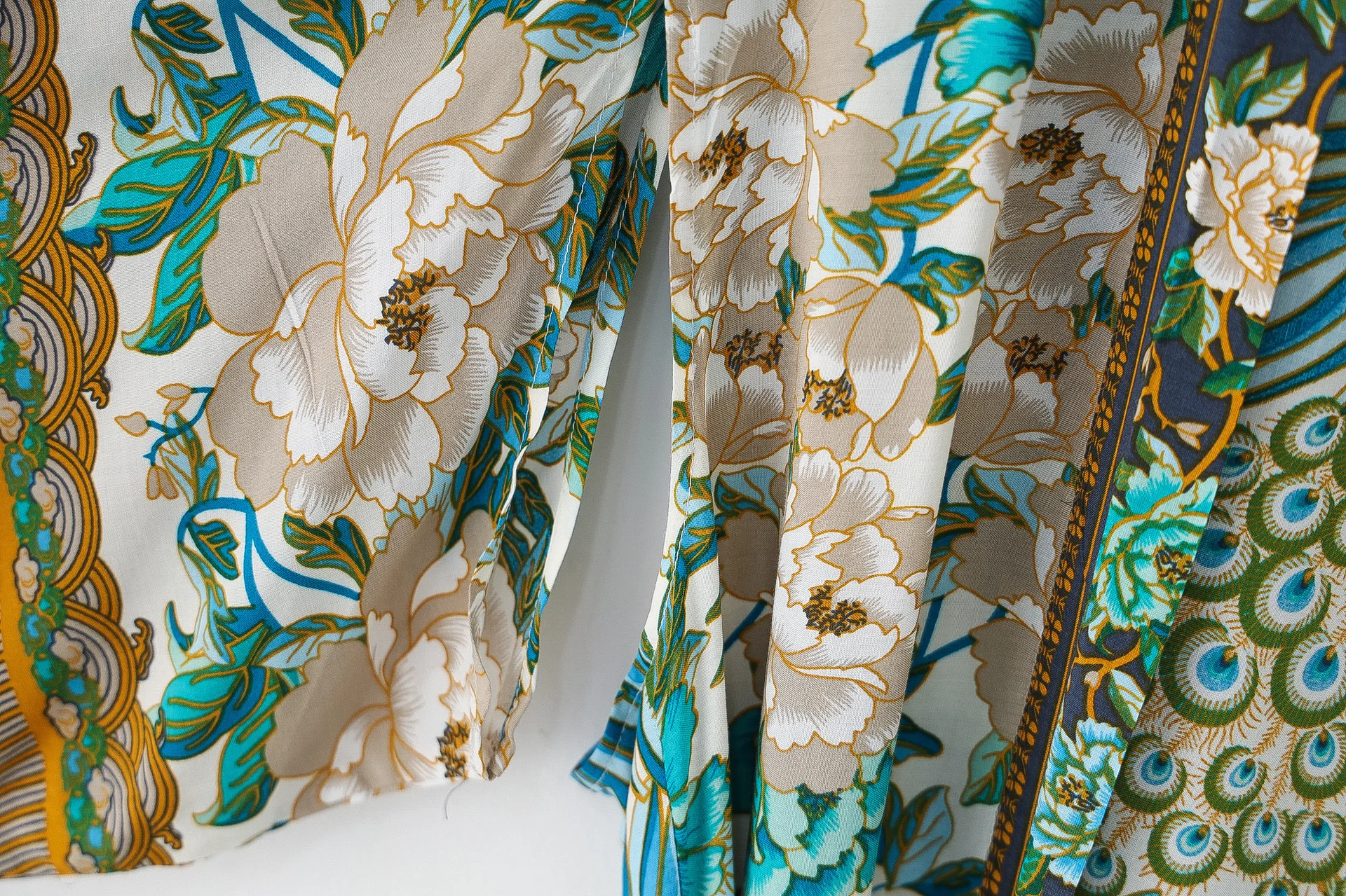 
Long Duster Vintage Flower Birds Floral Print Long Loose Fit Kimonos Casual Women Boho Robes Oversize Sashes Maxi Kimonos Dress 