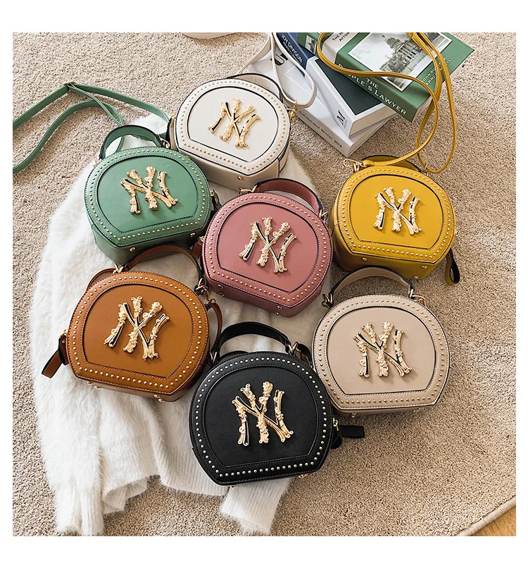 

Popular Plush Crossbody Bags Ladies Handbag Small capacity Bag Basketball Handbag with customized logo, 8 colors