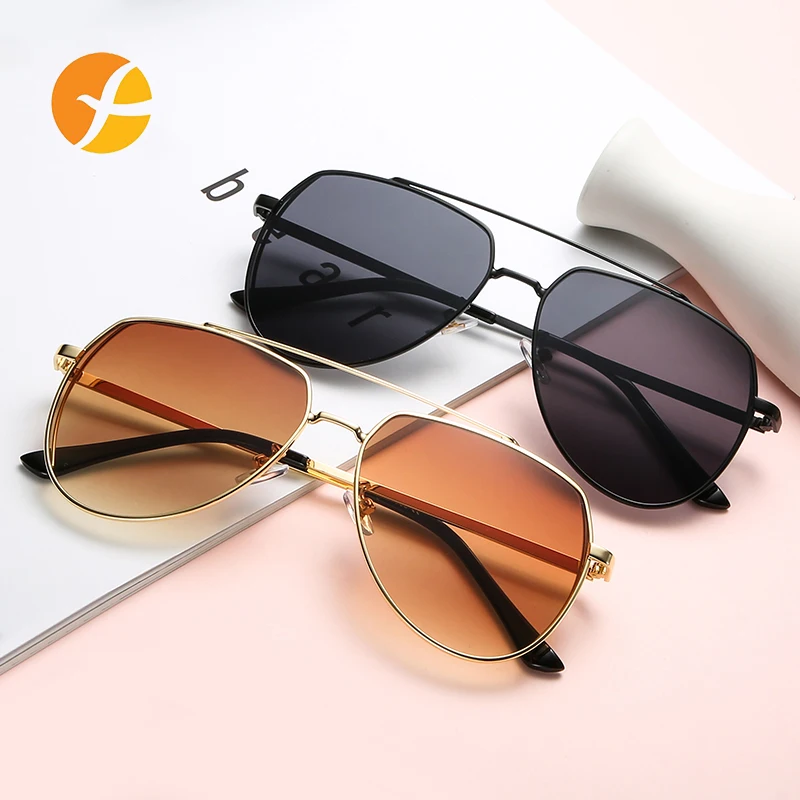 

2022 Wholesale High Quality Polarized Custom Logo Shades Luxury Sunglasses Women Oversized For Ladies And Gentlemen
