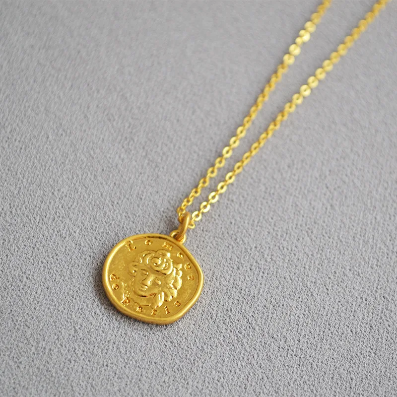 

Latest Custom Engraved Letters LOMUS Coin Pendant Necklace Vacuum Plated Brass Carved Image Round Pendant Necklace