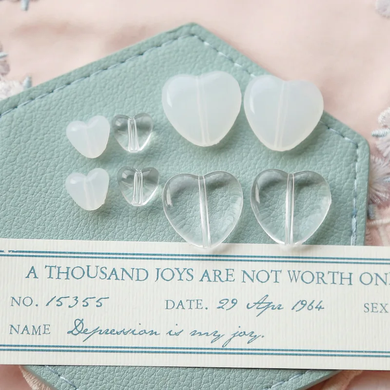 

Delicate Acrylic Beads Transparent White Heart Loose Beads DIY Material Accessories