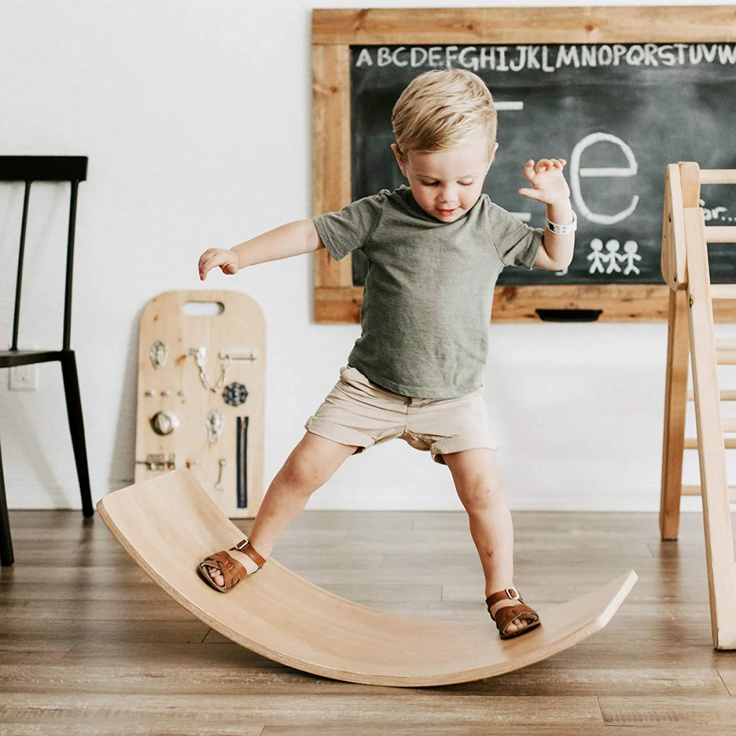 

Winning New Wooden Balance Board for Kids Rocker Wobble Yoga Curvy Seesaw Board Natural Wood Montessori Toys Games for Toddlers, Natural wood/rainbow colors/oem
