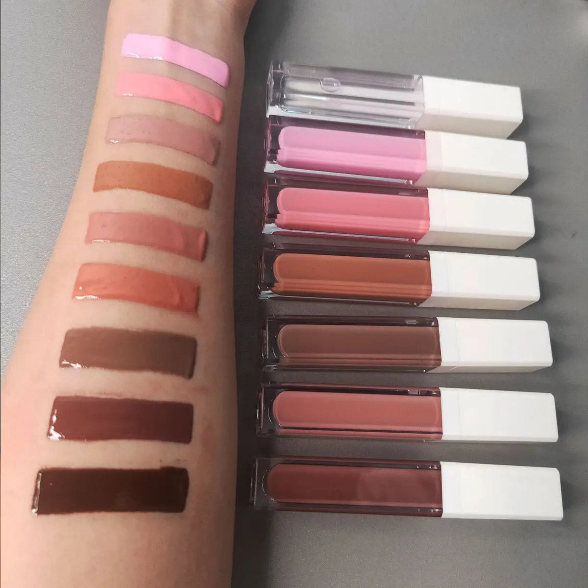 

Wholesale lipgloss vendor shiny custom lip glosses brown vegan private label lip gloss, Multi-colors/custom color