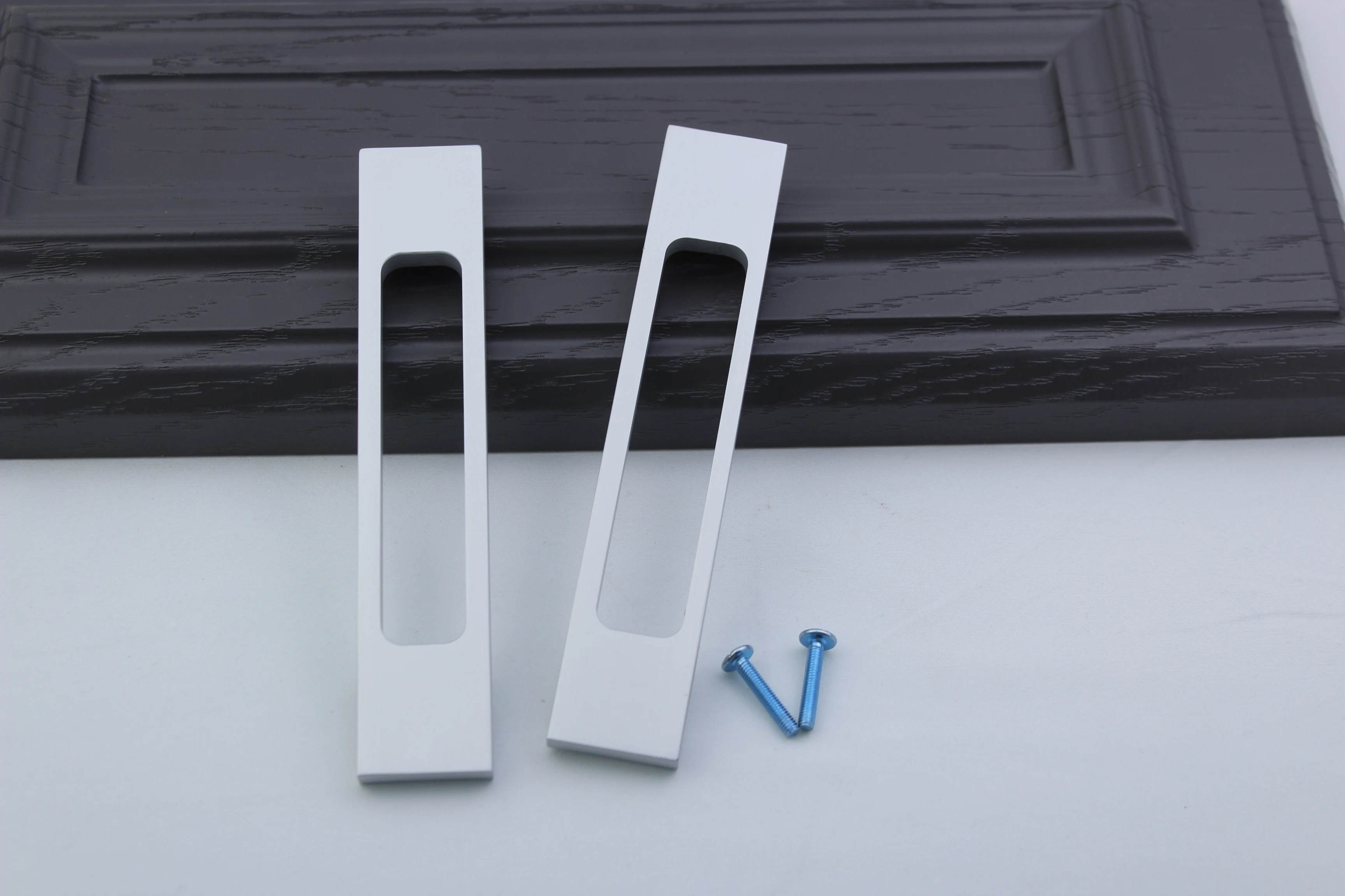 New design factory price aluminum material cabinet handles