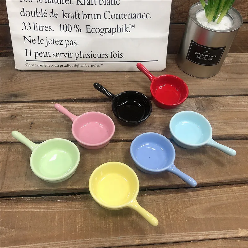 

lovely style ceramic dish plate with single handle for sauce and antipasto use