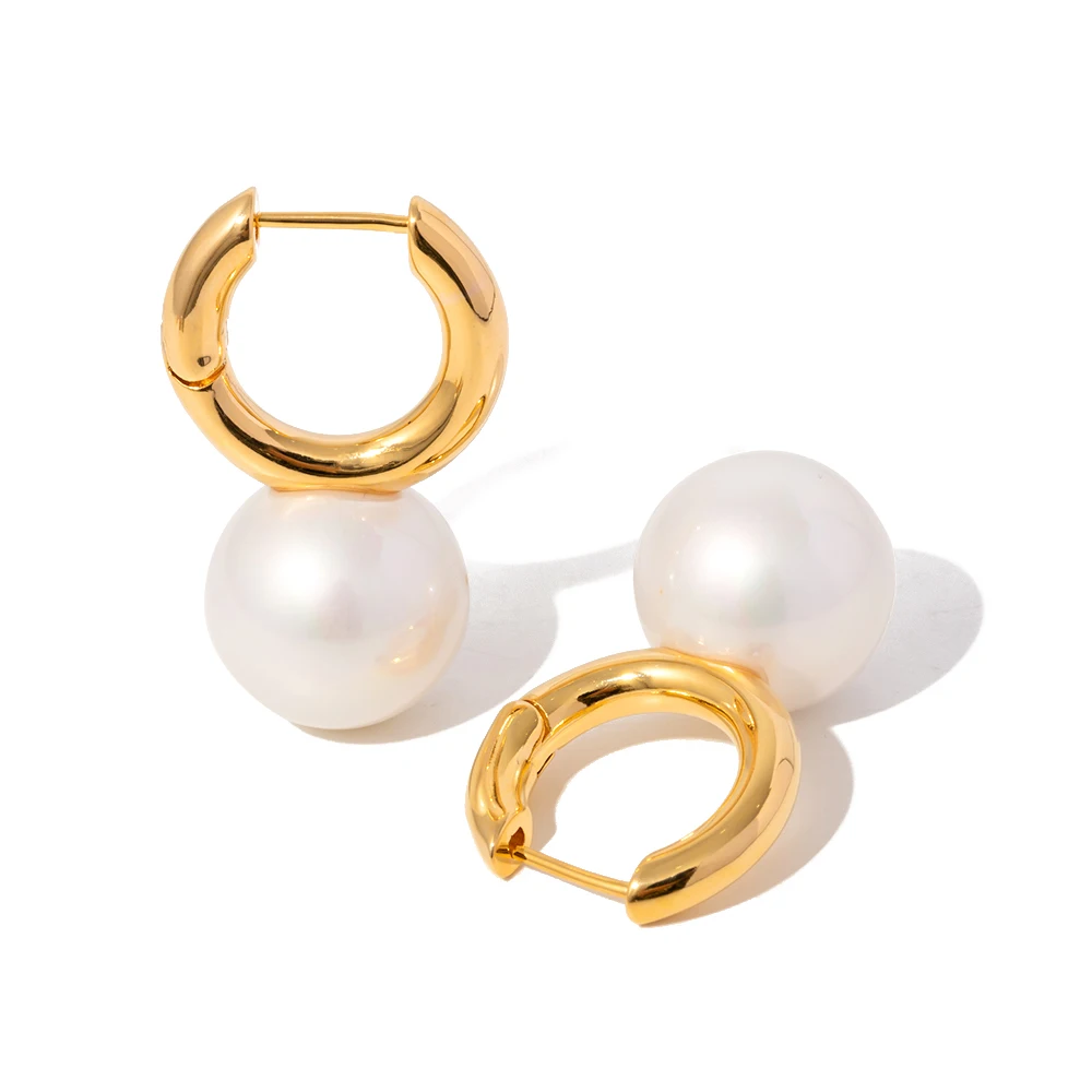 

Geometric Jewelry 18K Gold Plated Hoop Earring Brass Round Big Shell Pearl Huggie Earring for Women