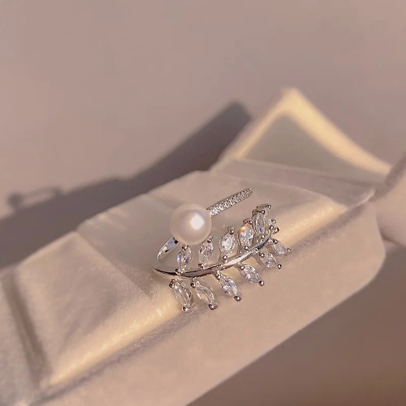 

2022 Light Luxury Fashion Personality Zircon And Pearl Diamond Double-layer Fine Jewelry Rings For Women