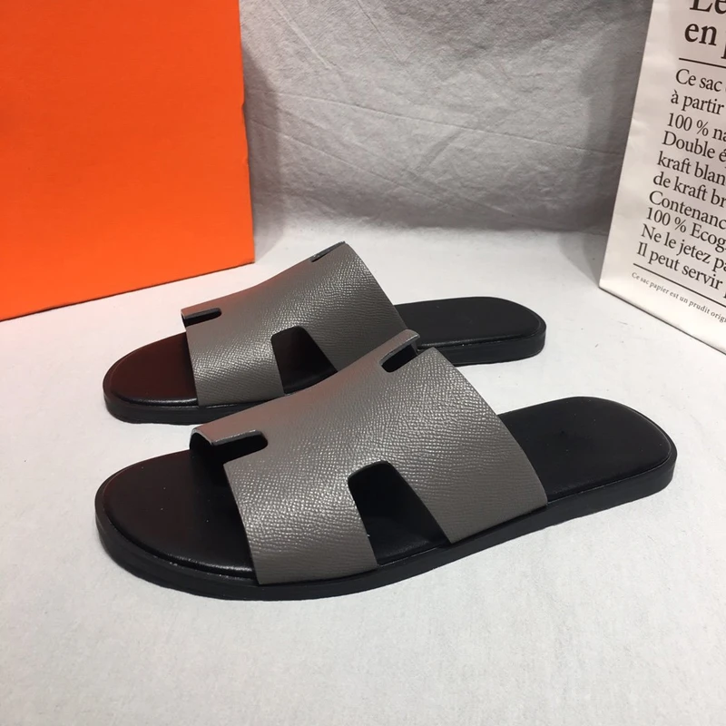 

2021 Luxury Women Men Outdoors Slippers Sandy Beach Triple Design Square Slippers Lady Fashion Slides Summer House Shoes Sandals