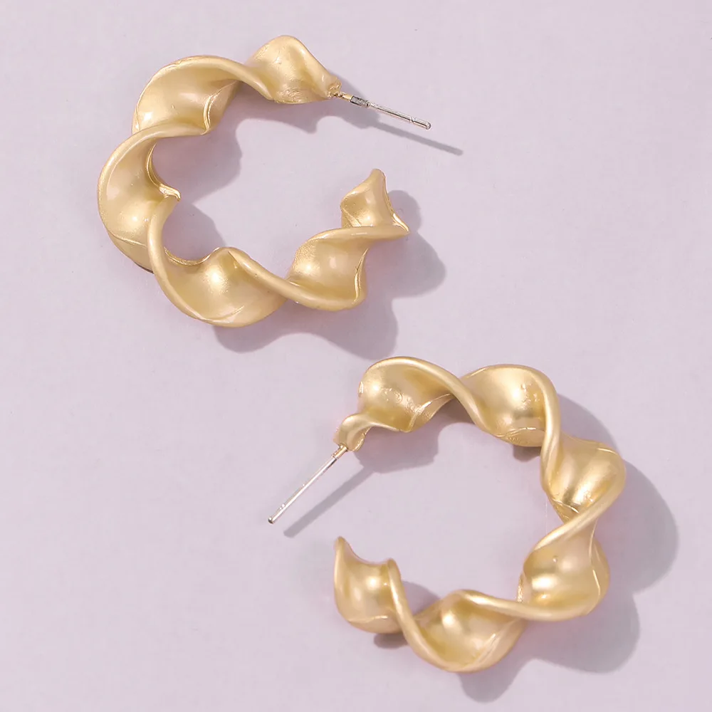 

Kaimei popular cross-border jewelry metal C-shaped earrings fashion temperament twist alloy matte gold twisted hoop earrings, Many colors fyi