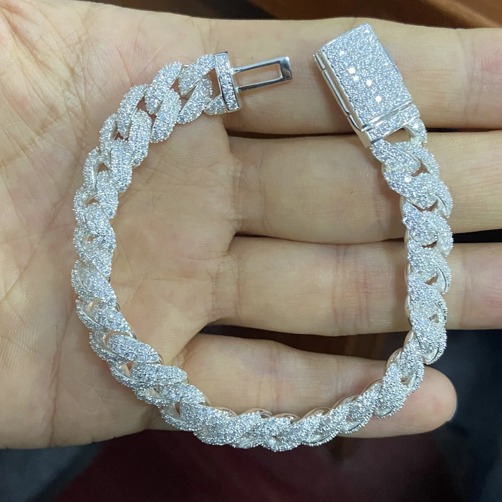 

HQ GEMS 7 inch  Micro Prong S925 Sliver White Iced Out VVS Diamond Moissanite Cuban Link Bracelet