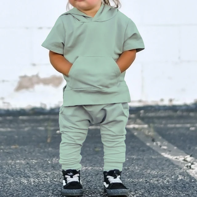 

Wholesale boys hoodies set short sleeve custom baby boys outfit summer toddler boys two piece joggers sets