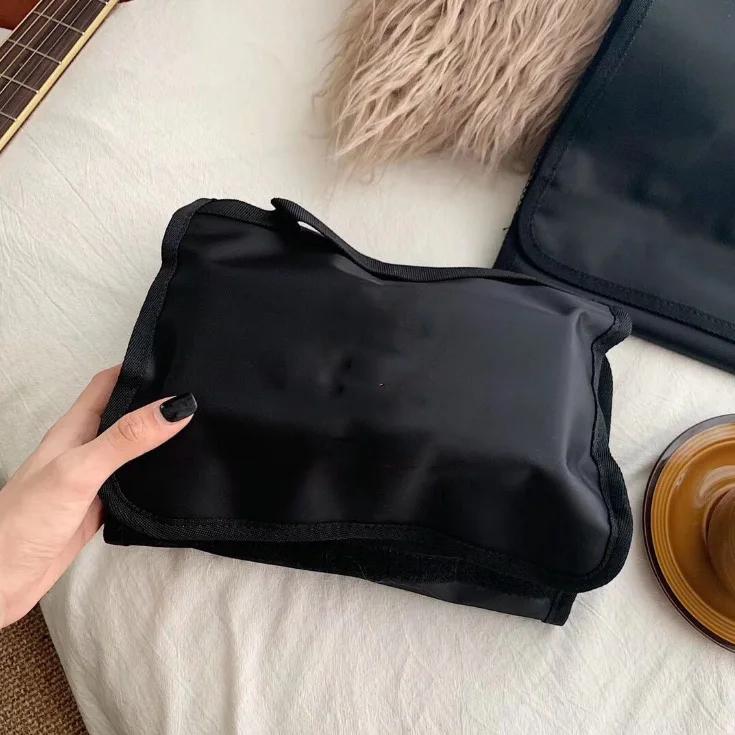 

Wholesale Custom Travel Kits Portable Storage Toilet Waterproof Bag Custom Makeup Bag Holographic Cosmetic Bag, Choose