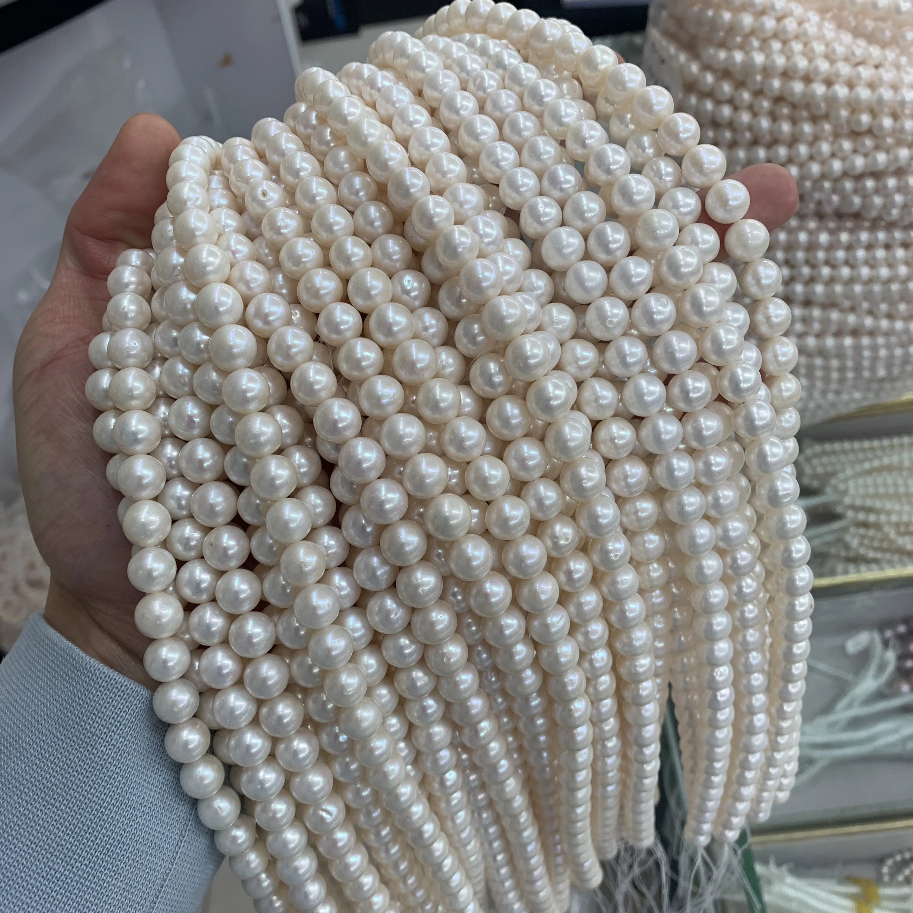 

2022 hot sale 9-11mm cultured freshwater pearl strand natural round pearls wholesale string for DIY bracelet necklace jewelry