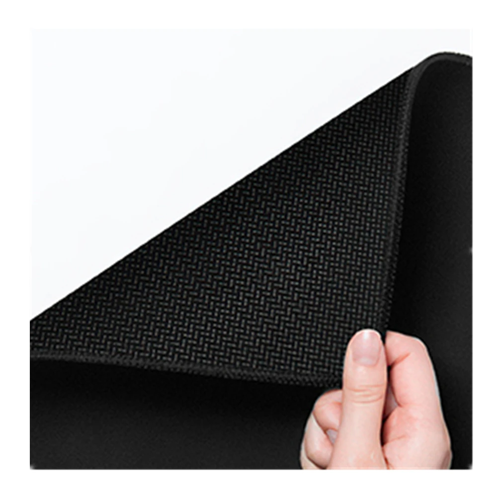 

Gaming mouse pad, durable non-slip natural rubber base, durable stitched edges, waterproof