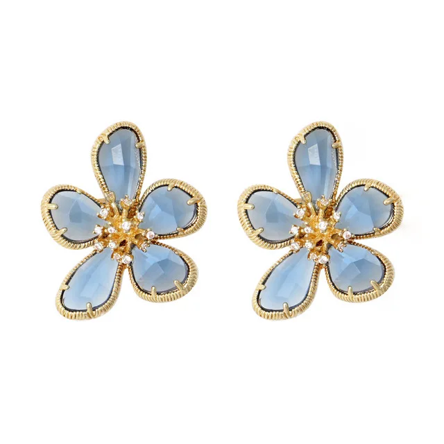 

Exaggerated crystal flower earring new fashion temperament ear act the role of woman