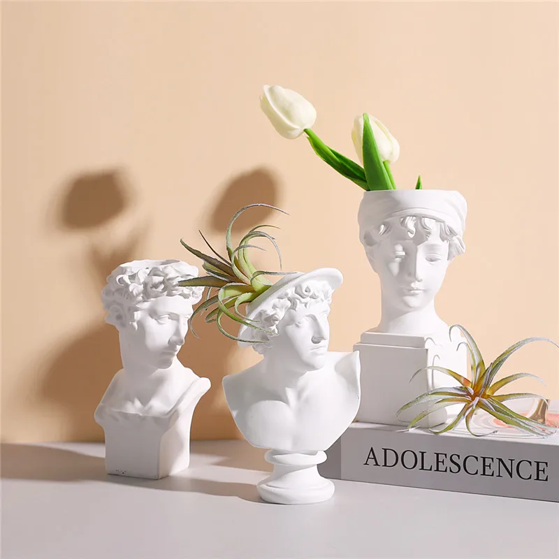 

Hipster New Resin Western Celebrity Sculpture Vase Decoration