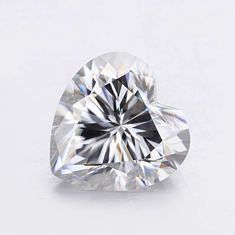 Factory Price Heart Moissanite 7mm to 10mm Lab Grown Stone for Fine Jewelry Bulk Supply