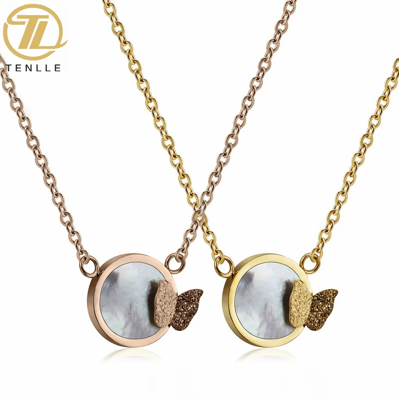 

Wholease fashion Fritillary mother round tag butterfly pendant necklace simple titanium steel clavicle chain necklace