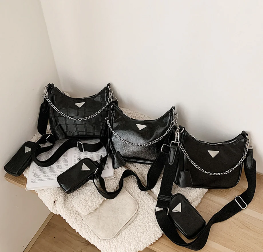 

Street Wear Cool Unisex Pu Leather Fashion Sling Bag Chain Crossbody For Young Girls 2020
