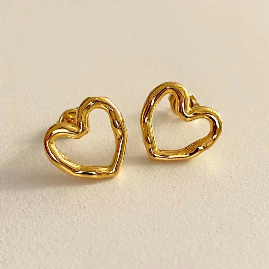 

VIANRLA 925 Sterling Silver 18k Gold Plated Simple Design Hollow Heart Shaped Minimalist Style Stud Earrings Dropshipping