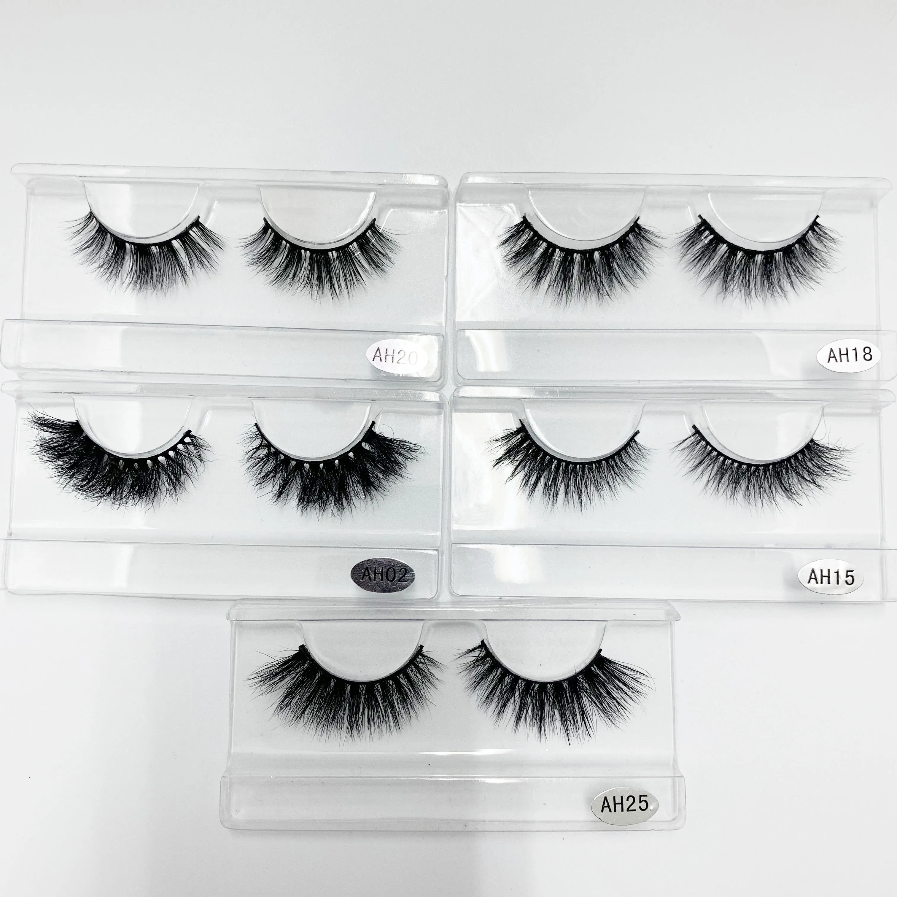 

Natural Long Mink Eyelashes 1 pair 3D False Eyelashes Full Volume Mink Lashes Lightweight Soft Lashes, Natural black