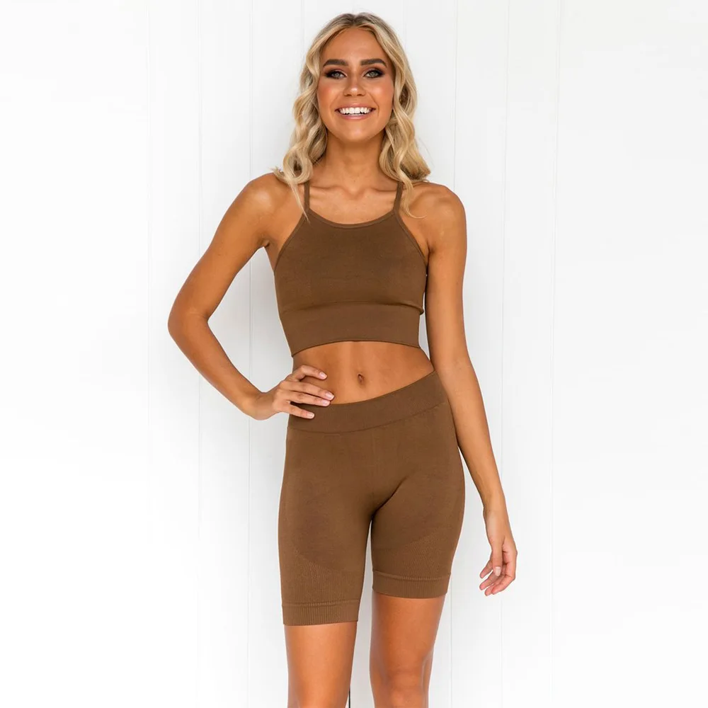 

Lady Wholesale Movement Light Fit Crop Bar Sleeveless Solid Sport Suits