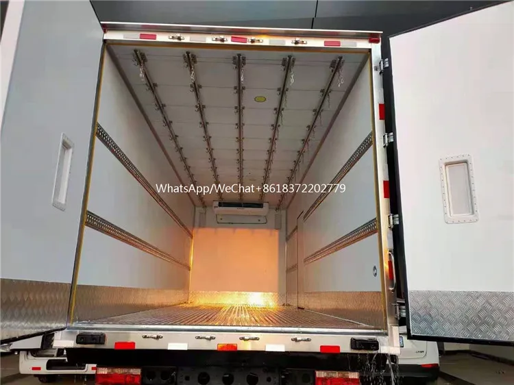 refrigerated trucks (5).jpg