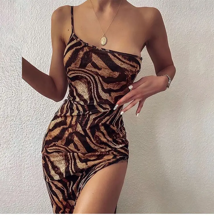 

Casual women's Dress One Shoulder Strap High Split Fit Leopard Print Dress