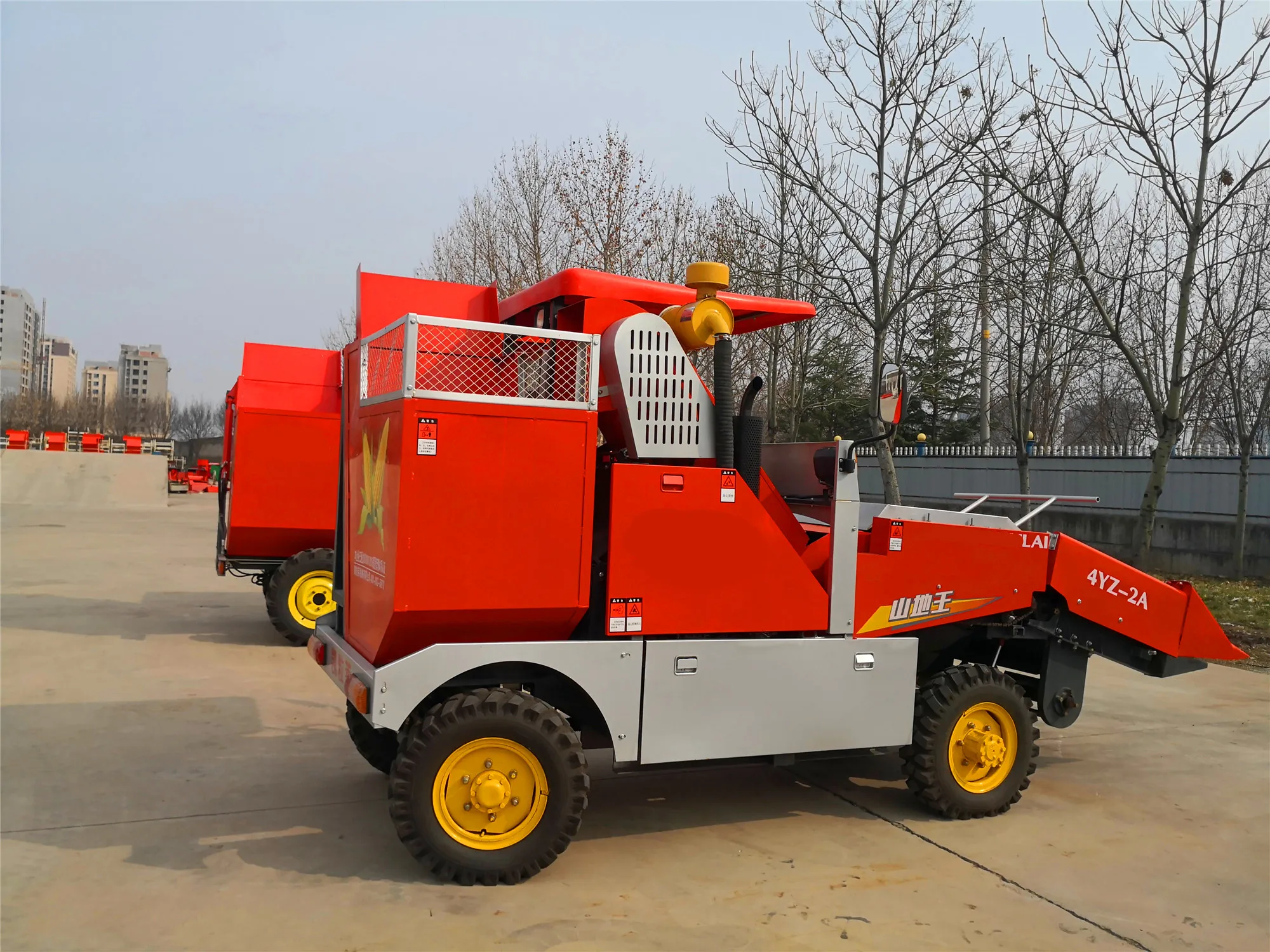 收获机玉米结合了机器拖拉机 - buy 迷你玉米联合收割机,小型水稻联合