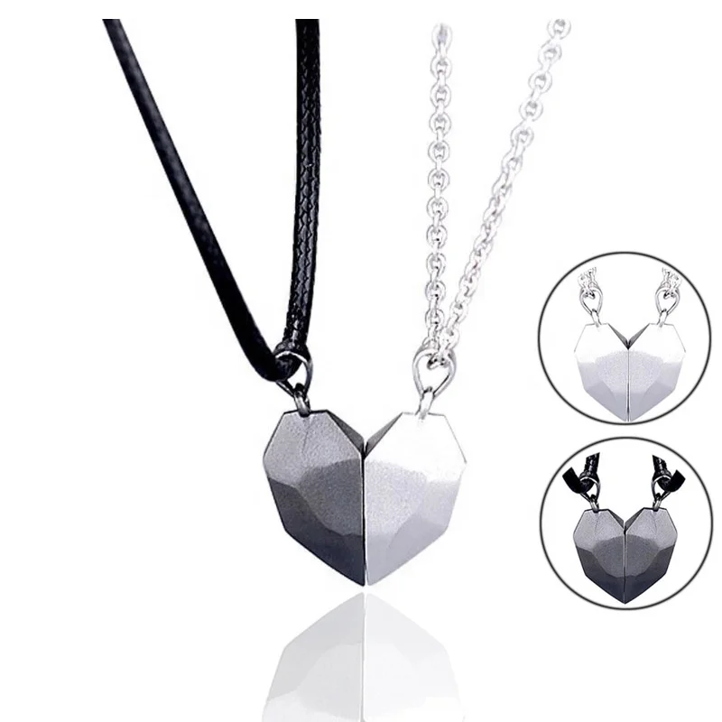 

Couple Necklace Fashion Black White Wishing Stone Stitching Heart Magnetic Necklace Couple