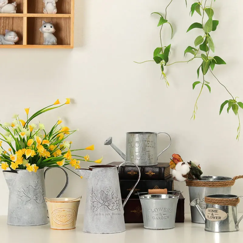 

Creative retro old style wrought iron flower bucket garden supplies flower pot garden accessories mini bucket indoor plants pot, As the picture shows