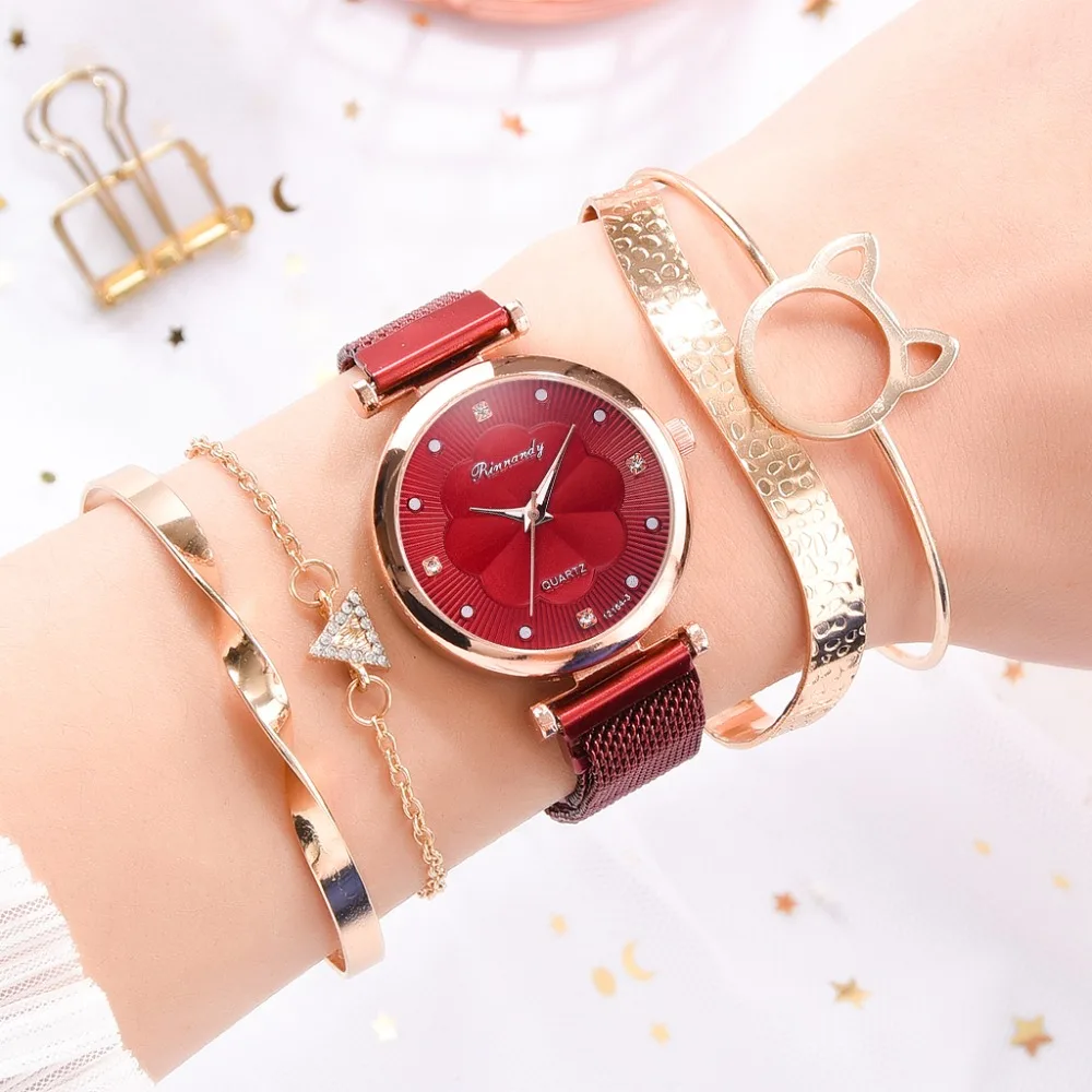 

Magnetic Buckle Quartz Wrist Watches Bracelet Set Free Sample Casual Luxury Ladies Watch Bracelets 5 Piece Sets Wrist Watches