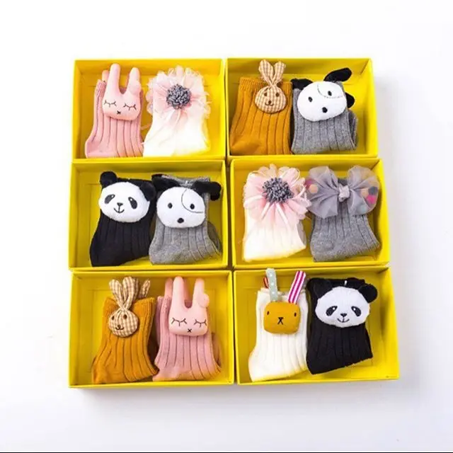 

Uron 2 in 1 European American Christmas style baby socks and crown flower knitted baby