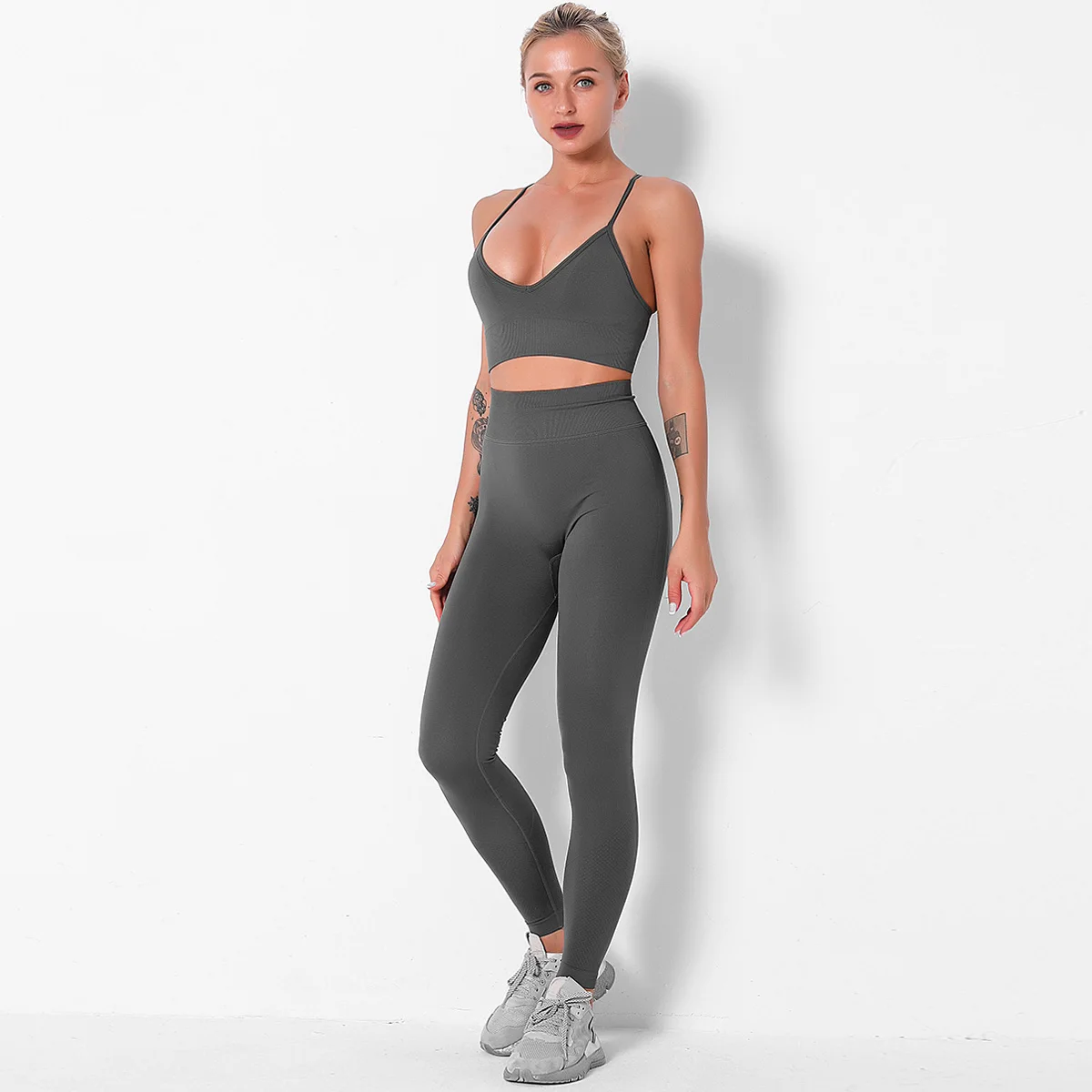 

Wholesale Factory Fitness Wear Athletic Gym Custom Sports Running Yoga Seamless Legging And Sports Bra Set, As picture