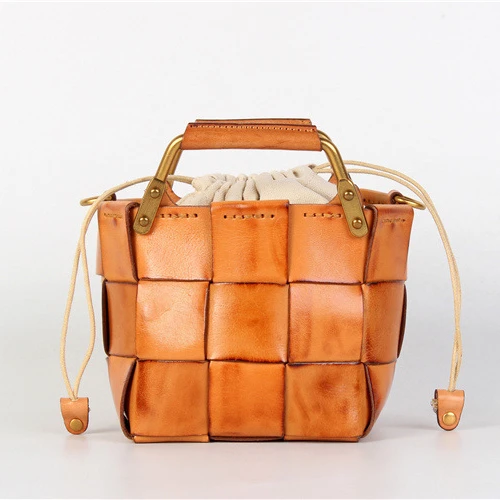 

In stock Vintage weave Bucket Shape Woman cowhide Leather Tote Bags Fancy Ladies Leather Handbags, Customized