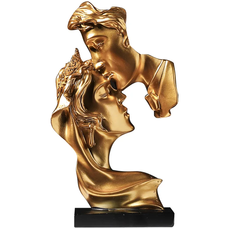 

A kiss deep golden character statue home furnishings decorative ornaments resin handicraft sculpture holiday gift