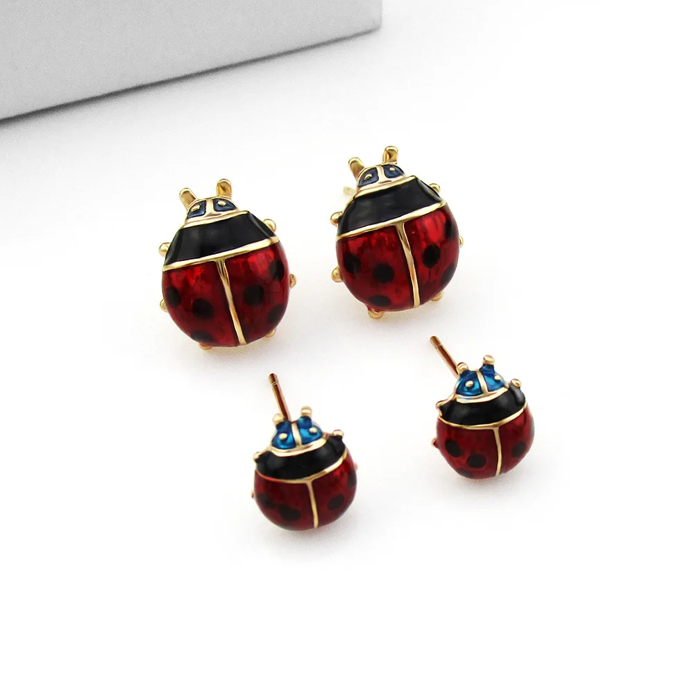 

2021 New Women Retro Fashion Cute Seven-Star Ladybug Earrings Jewelry Charm Beetle Stud Earring Lovely Gift For Girls